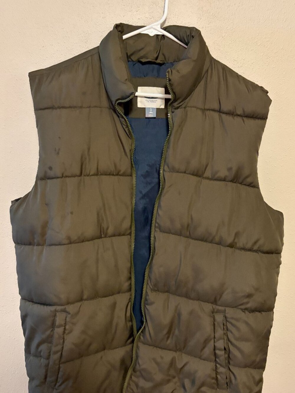 Old Navy Olive Green Puffer Vest Full Zip Quilted Size Large
